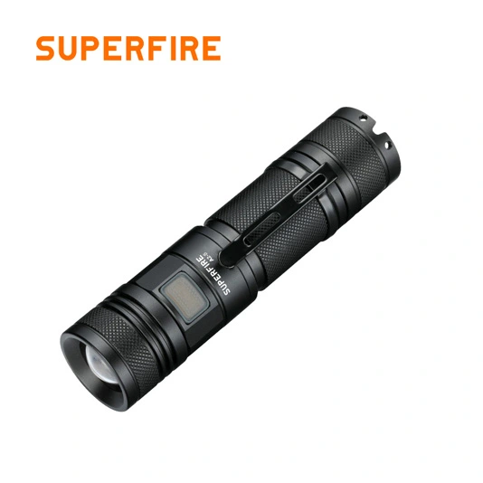كشافات كهربائية SUPERFIRE من Lumens
