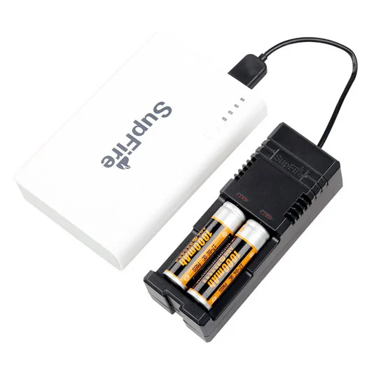 شاحن USB SUPERFIRE AC28 للبطارية