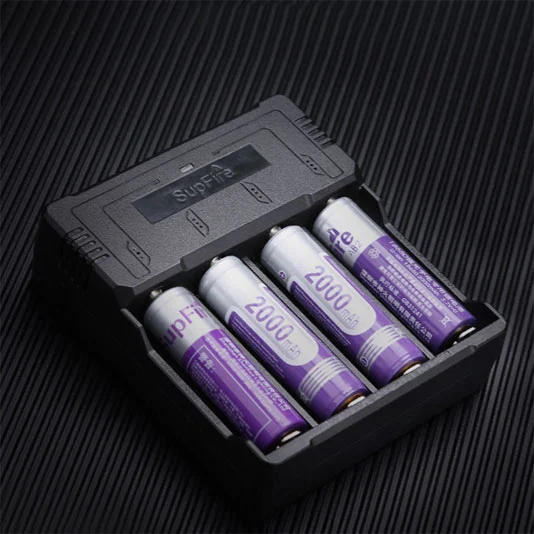 SUPERFIRE شاحن USB بطارية AC46