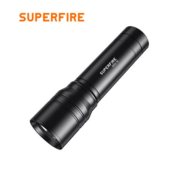 مصباح يدوي تكتيكي صغير SUPERFIRE
