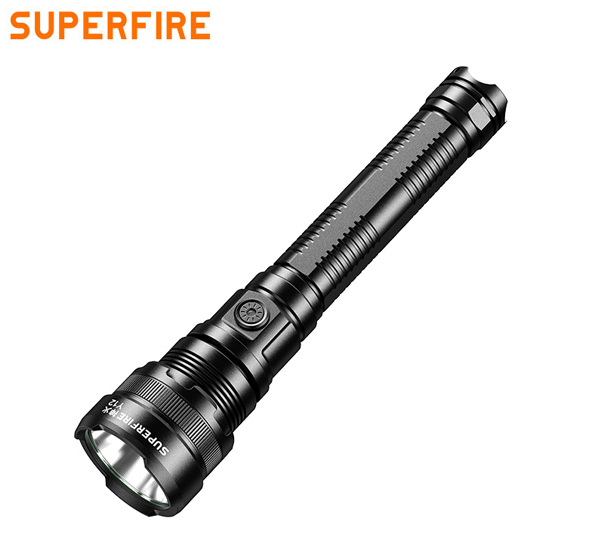 SUPERFIRE Y12 2600 Lumens Flashlight - 翻译中...
